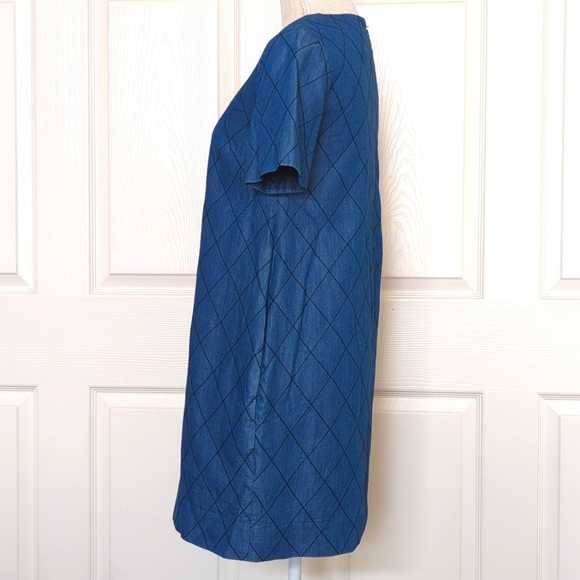 Kate Spade "Be Darling" Quilted Chambray Quilted Shift Dress - Picture 4 of 6